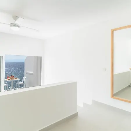 Apartment The Unique On The Sea