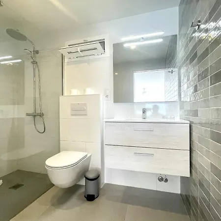 The Unique On The Sea