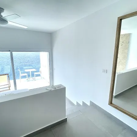 The Unique On The Sea Apartment