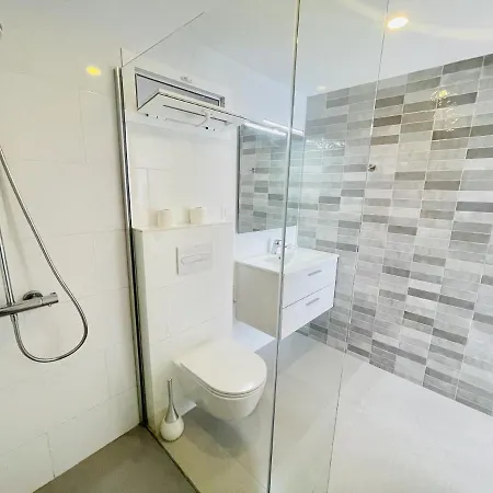 The Unique On The Sea * Callao Salvaje