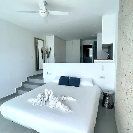 The Unique On The Sea Apartment *