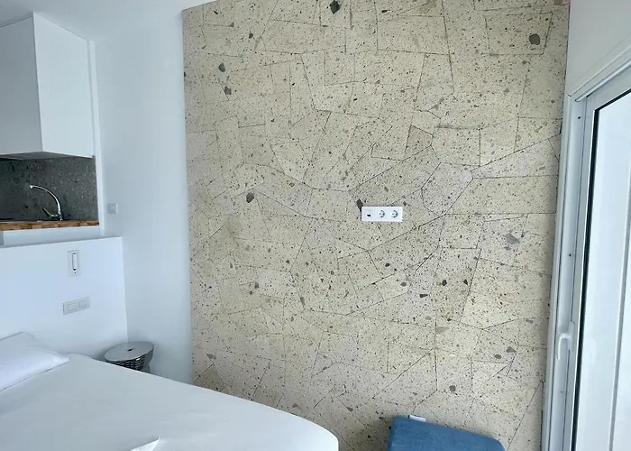 The Unique On The Sea *