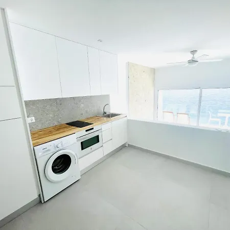 Διαμέρισμα The Unique On The Sea *