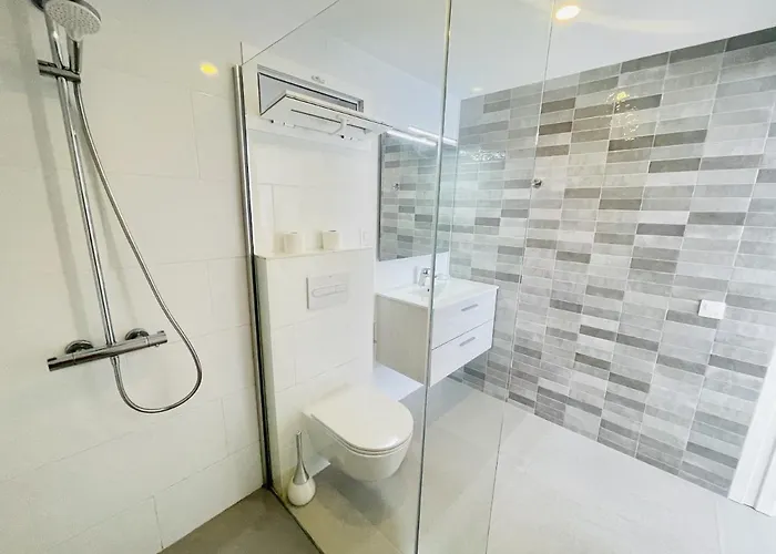 The Unique On The Sea * Callao Salvaje